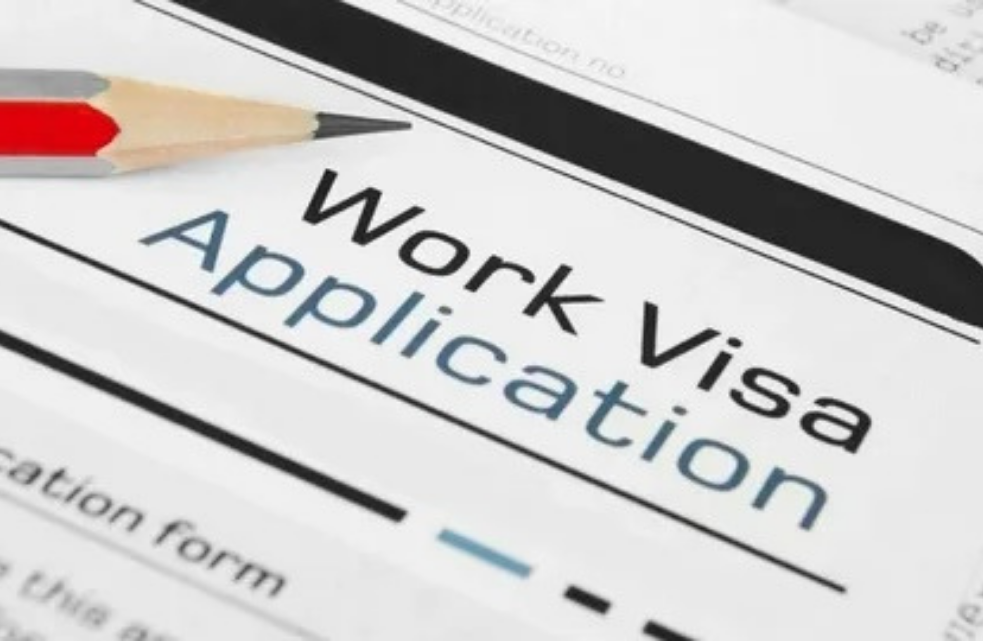 does sponsoring a work visa cost money​